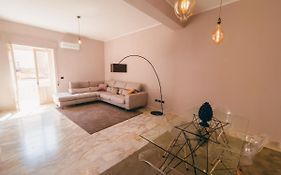 Ficu Palace
